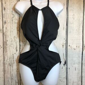 La Blanca elegant high neck keyhole crisscross back one-piece swimsuit size 12